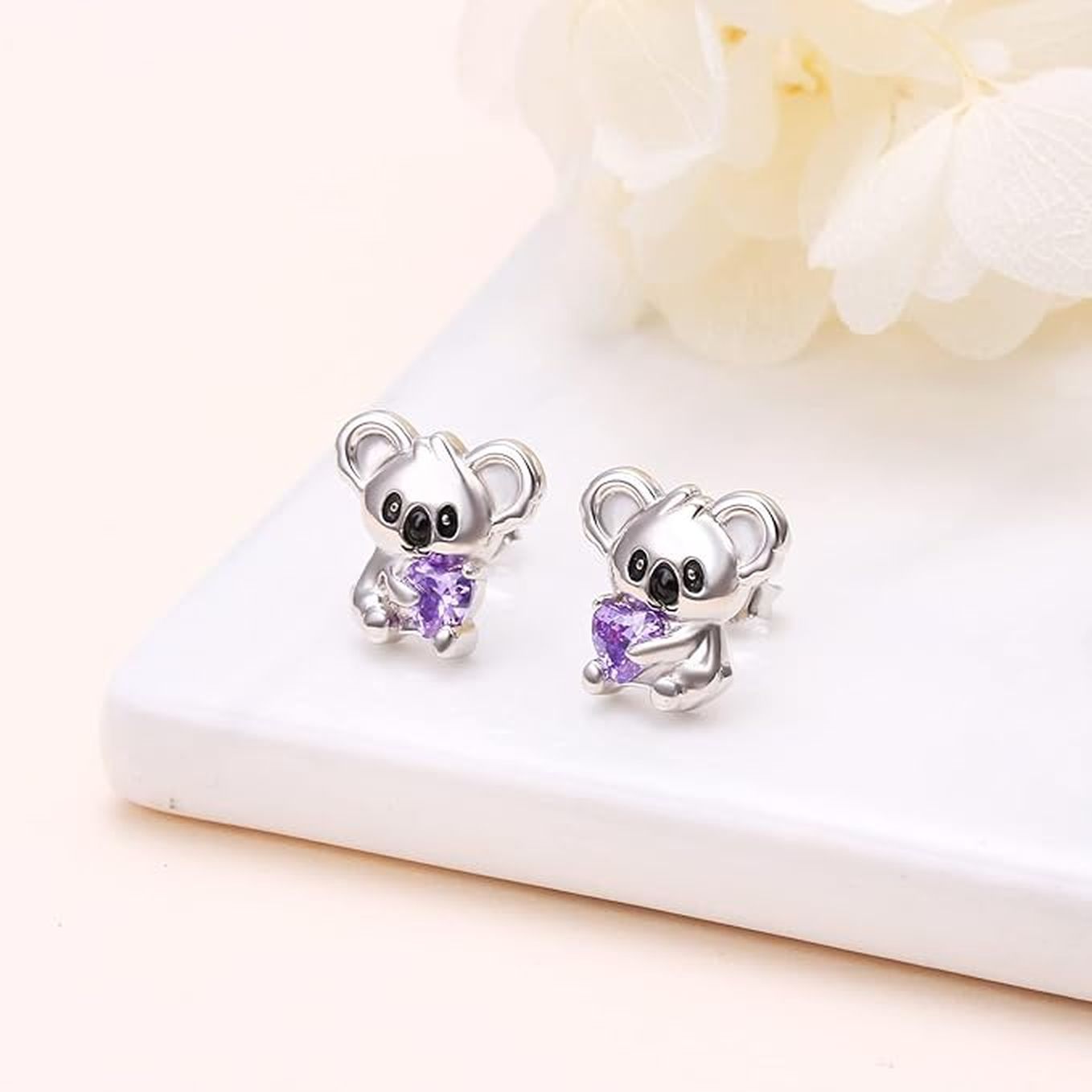 Cercei Koala din Argint 925 – Flyow | Hipoalergenici, Zirconiu Violet, Cadou Perfect pentru Femei și Fete