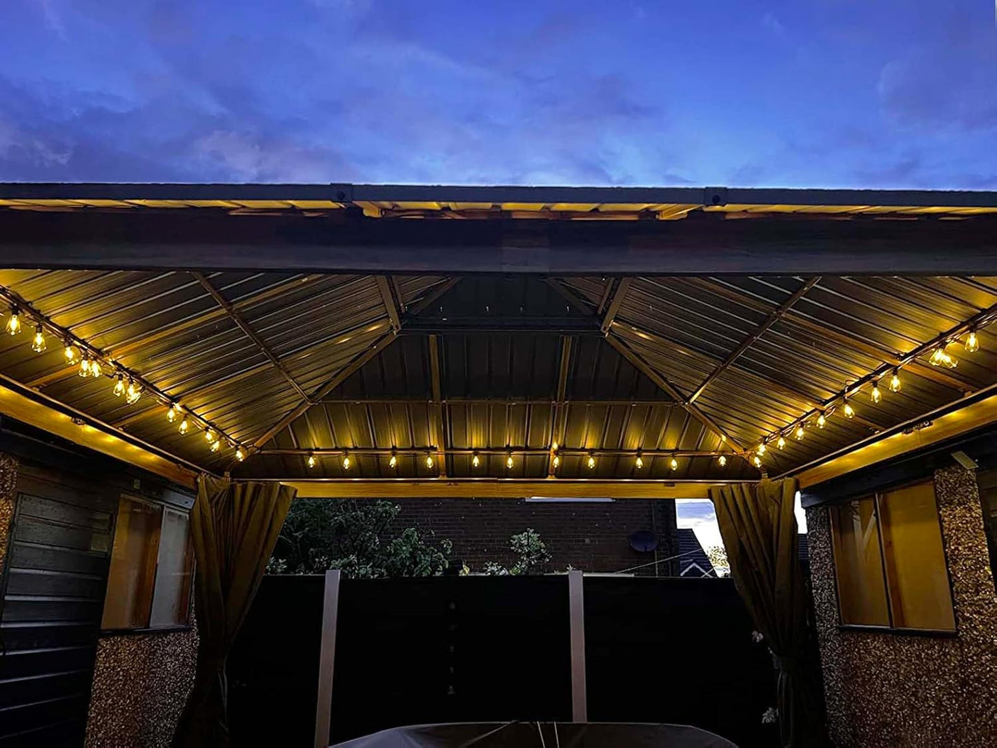 Ghirlandă luminoasă de exterior – 15,2 m, 25+2 becuri LED ST38, IP65, lumină caldă 2700K